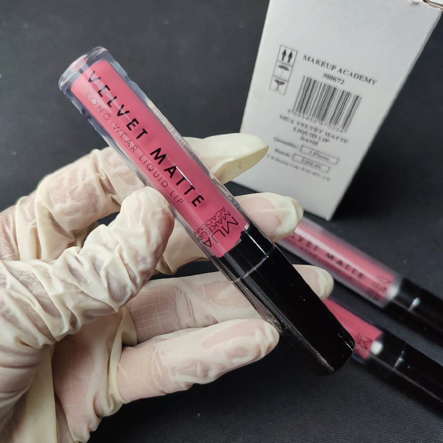 MUA Make Up Academy Velvet Matte Liquid Lip -International Mall Pull-out