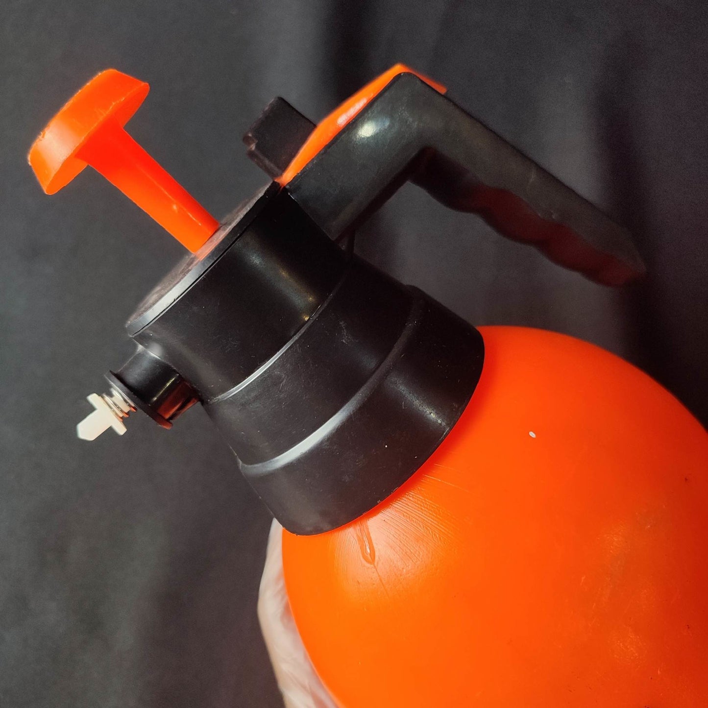 Pressure Garden Sprayer Sprinkle
