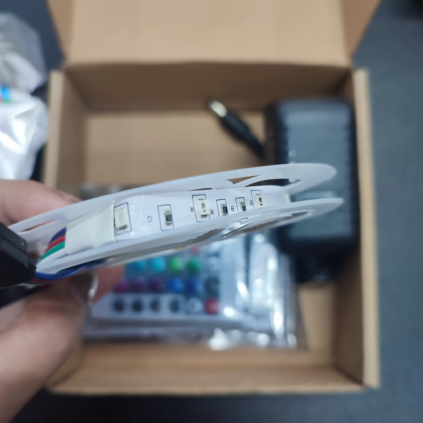 (5ZDYR0)5m - 10m 3528 smd Rgb Led Strip light with Remote Control 12v Power Pl