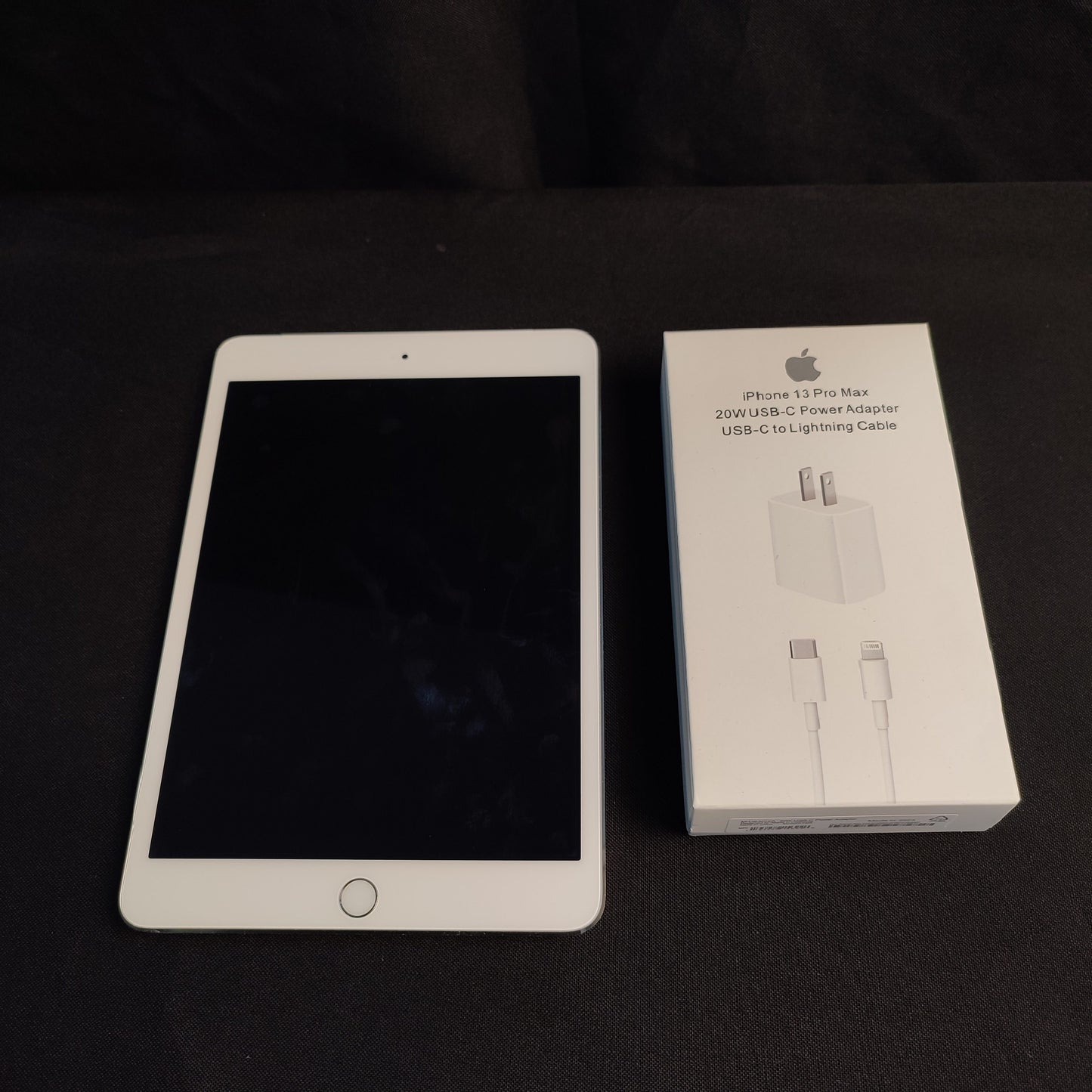 Pre-loved Apple Ipad Mini 3 1GB/16GB with Charger