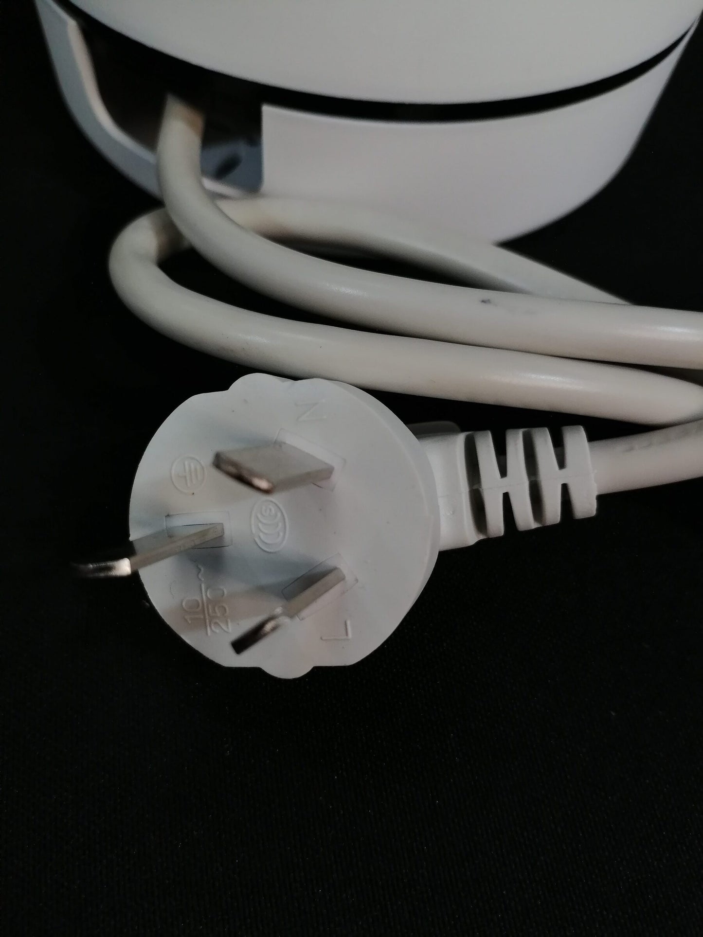 Retractable Bedside Socket Table Lamp