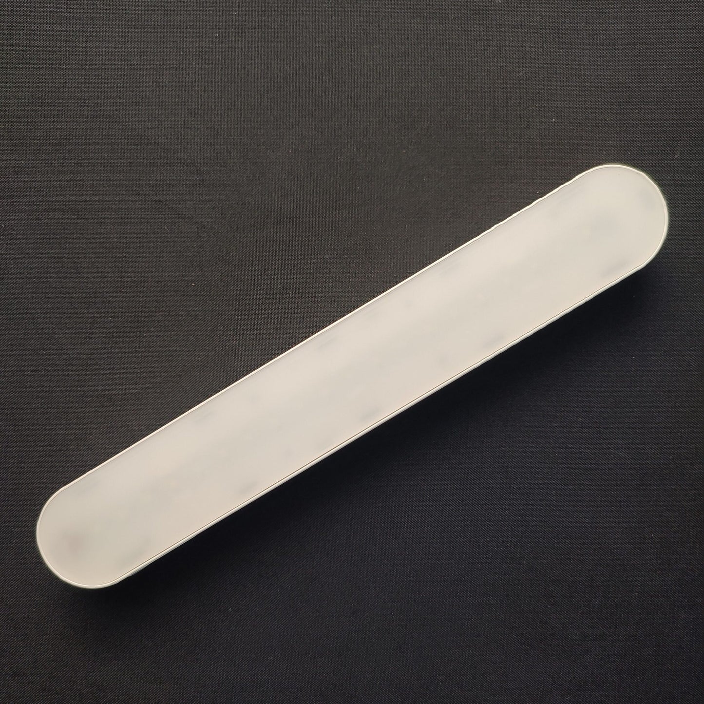 L03 Dormitory Light with Remote 25cm - White