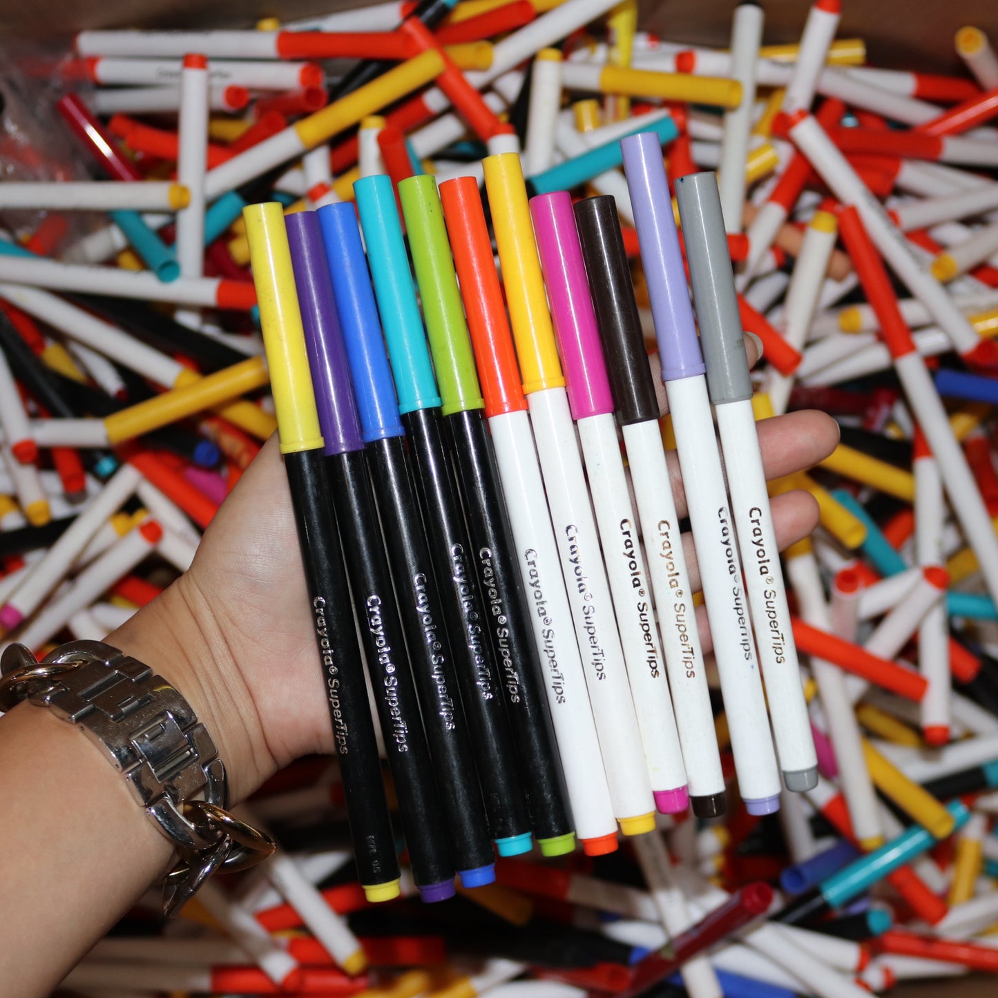 Crayola SuperTips (Black Body) - Factory Pull-out