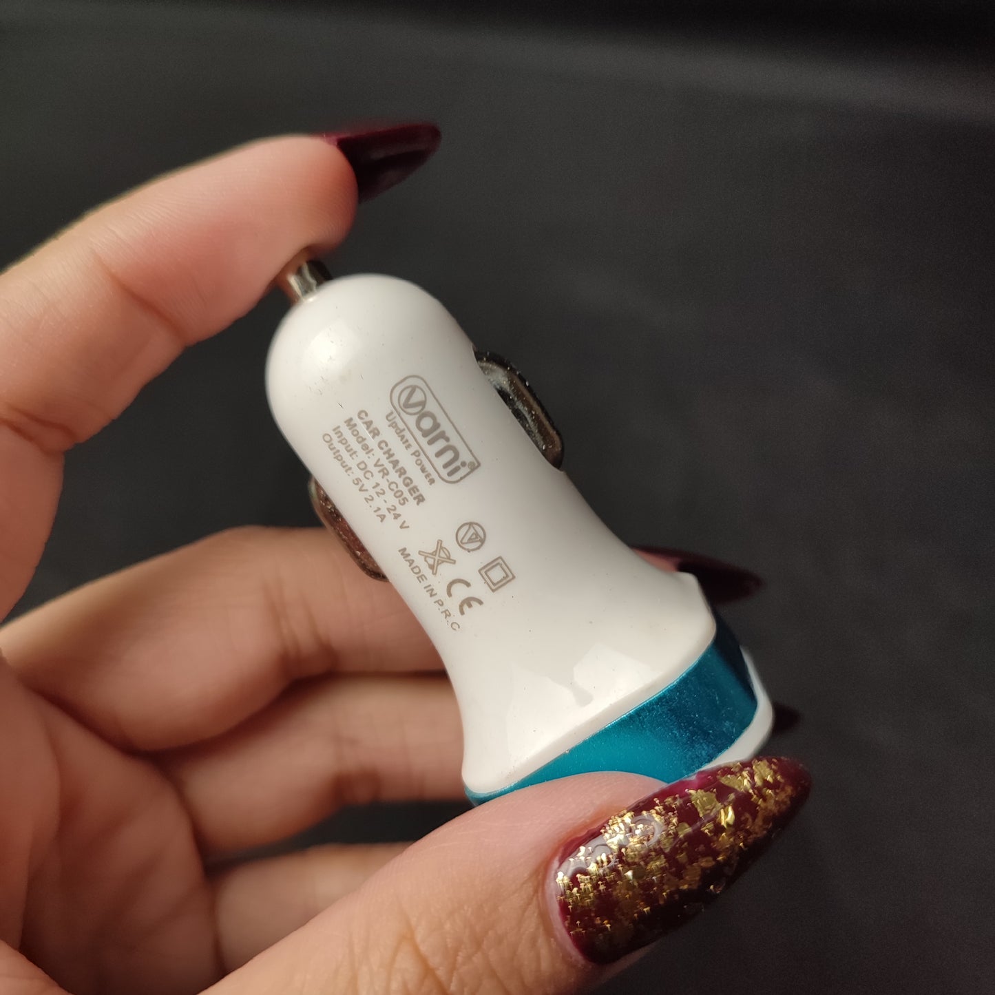 Varni Dual USB Car Charger Adapter 2.4A VR-C05 (Assorted Color)