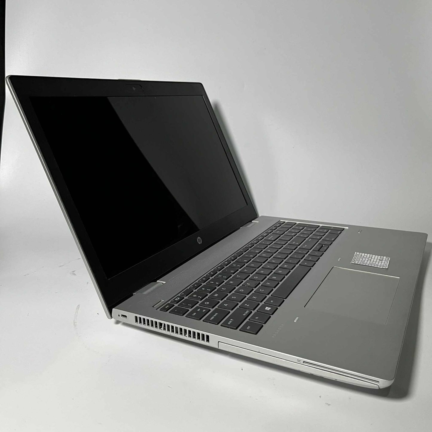 8/256 (SSD) Pre-loved HP ProBook 650 G4 i5-8th Gen Windows Laptop with Charger