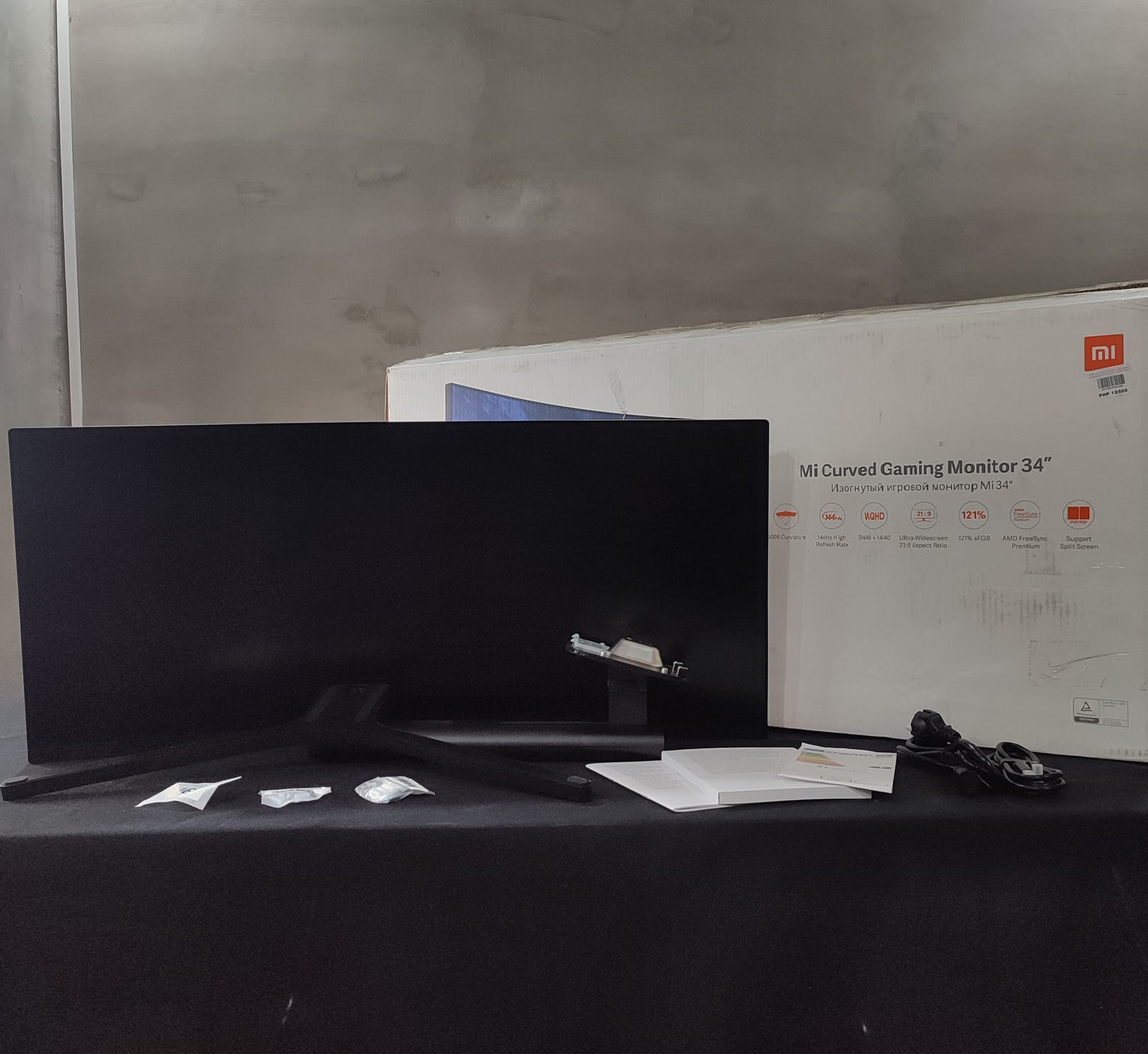 Mi Xiaomi Curved Desktop Gaming Monitor 34" (Model:XMMNTWQ34)