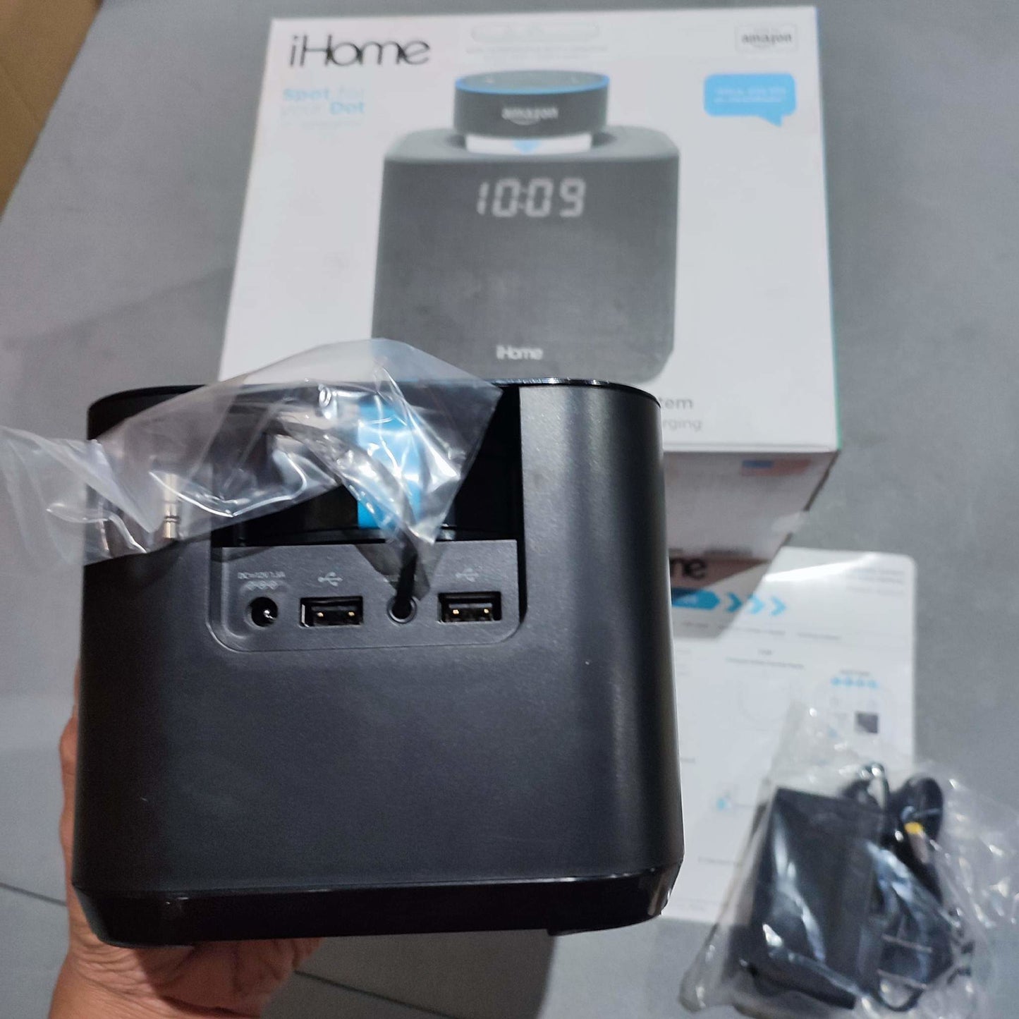 Amazon iHome Docking Bedside and Home Office Echo Dot Speaker System - iAV2B