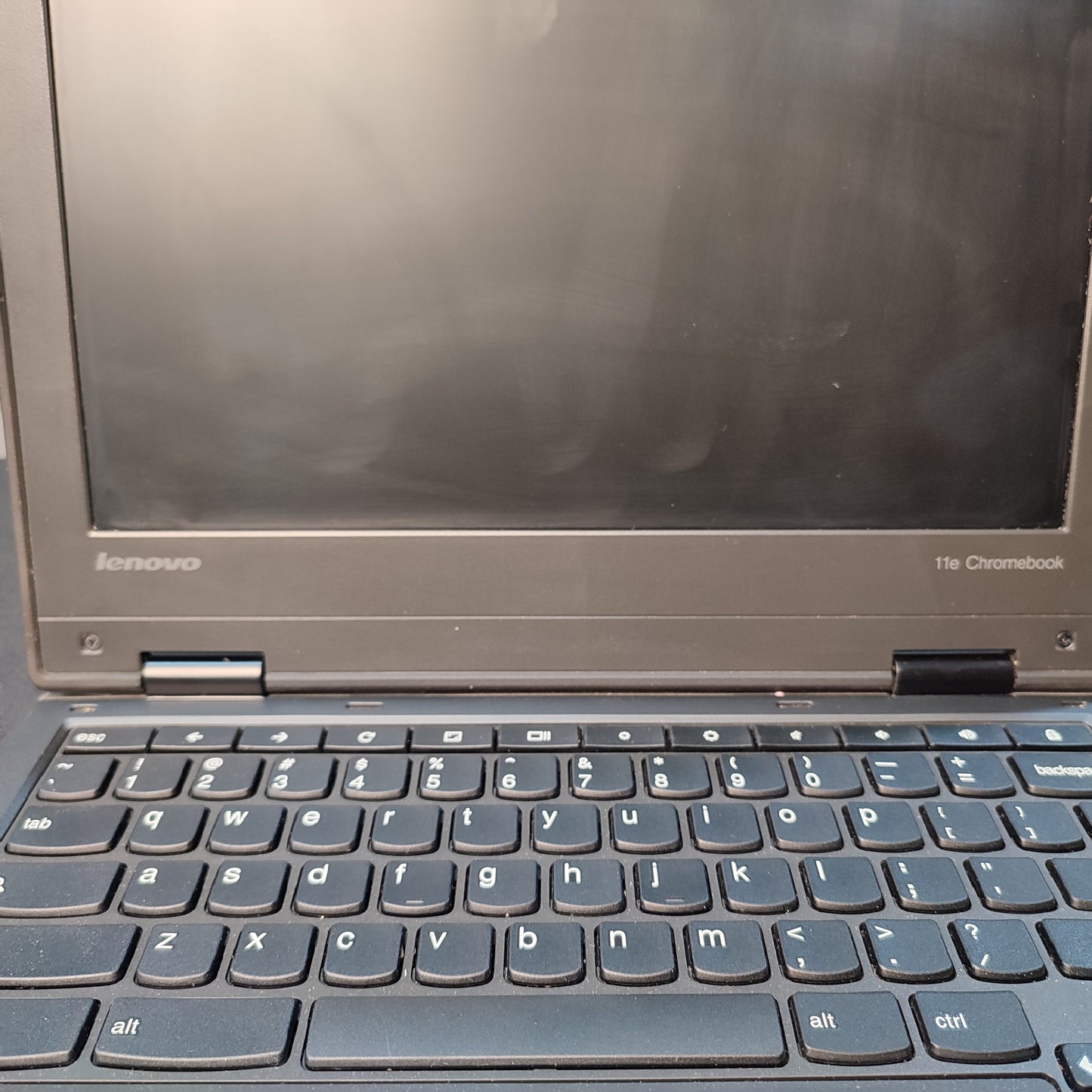 Pre-loved Chromebook Thinkpad 11E Laptop with Charger