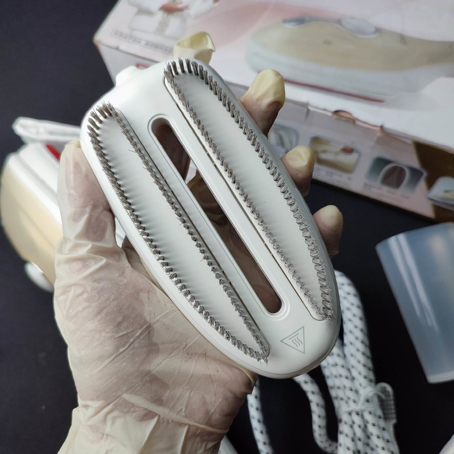 Goodway Steam Brush/Iron Combo White (G-665) - International Mall Pull-out