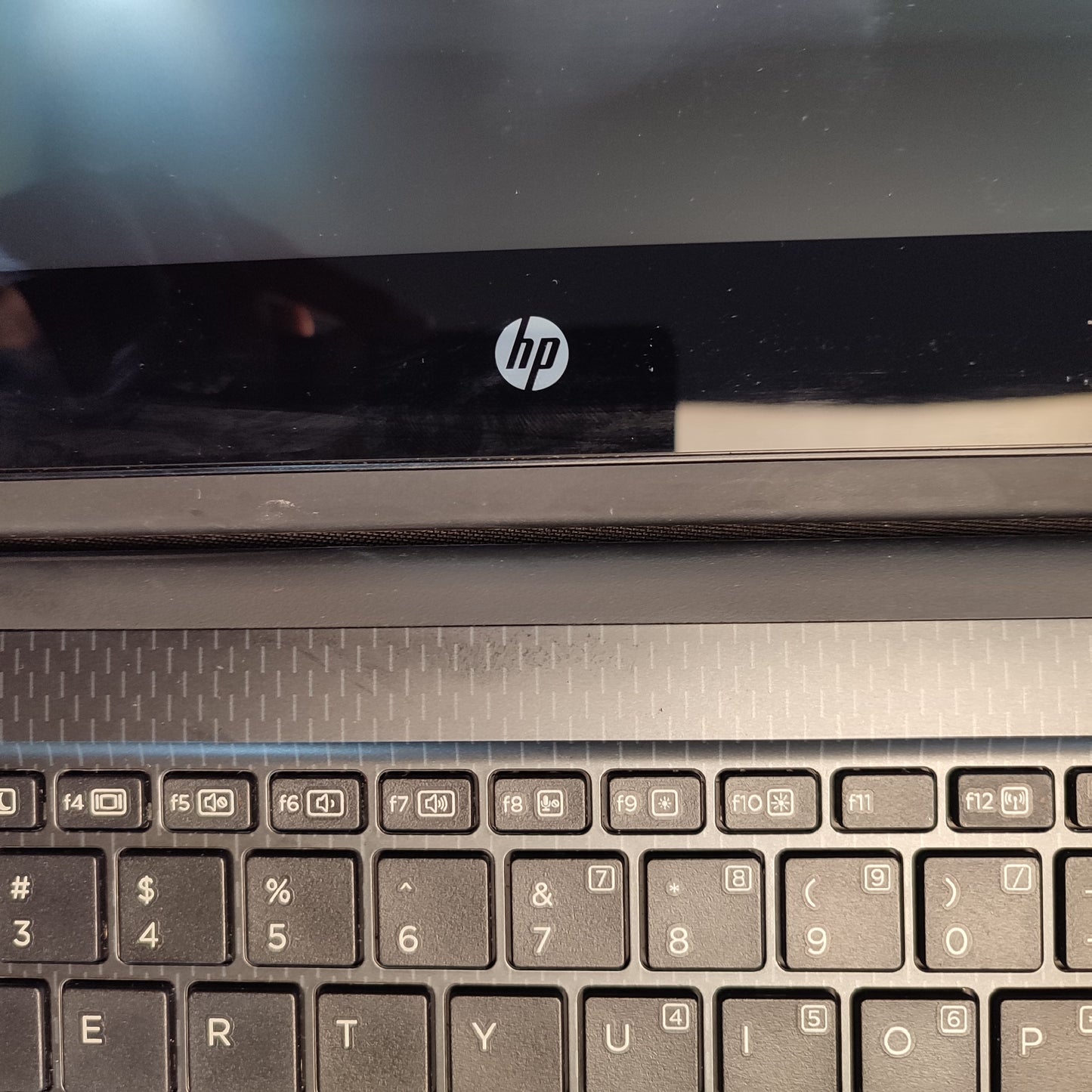 4/128 HP Probook 2 in 1 Flippable Touch Screen Windows Laptop