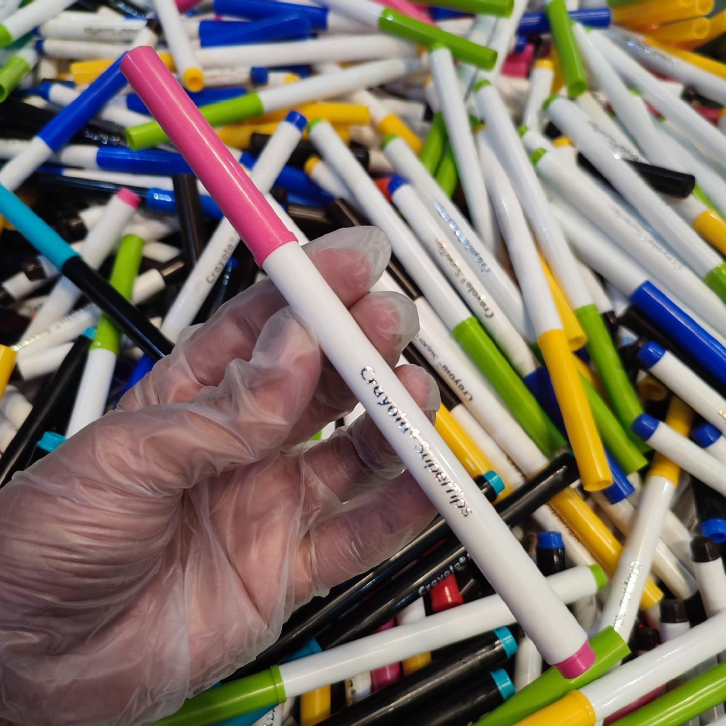 Assorted Supertips Crayola- Factory Pull-out