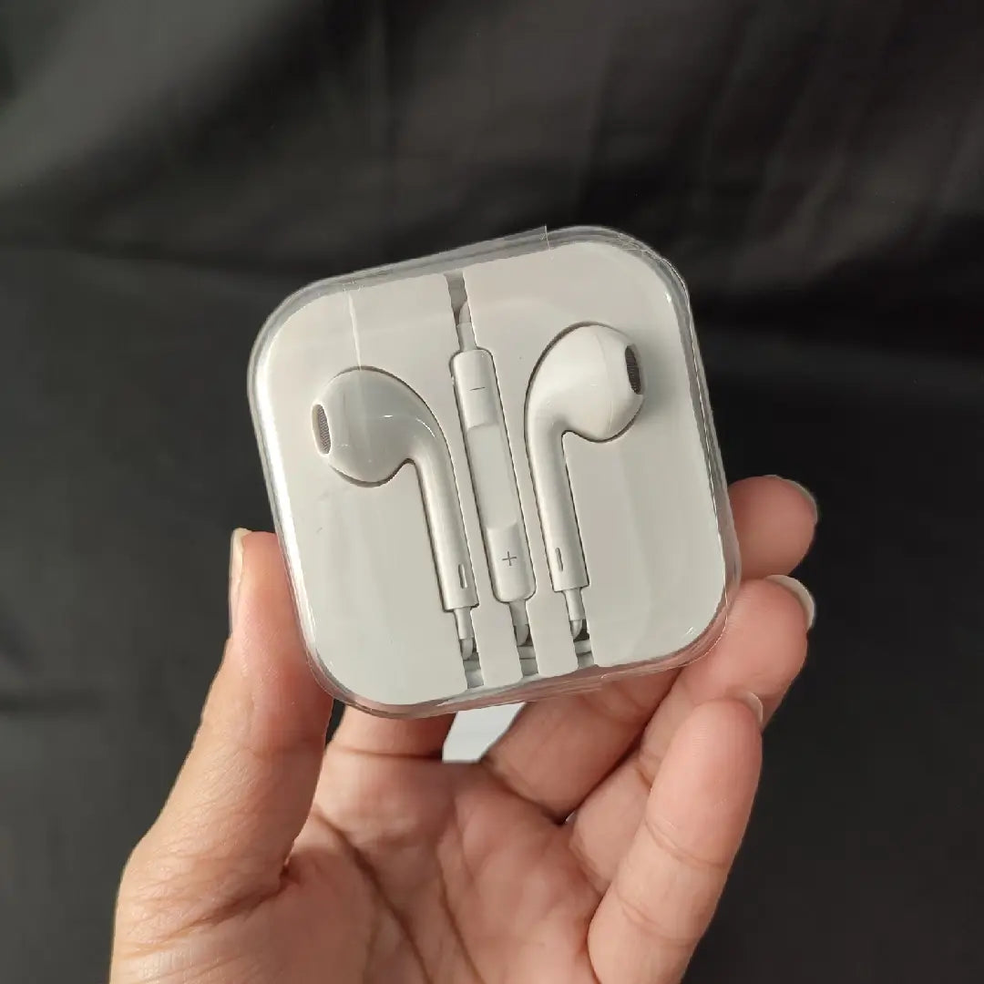 Pre-loved Apple iPhone 6 1GB/16GB GRADE B -with Complete Set and Box Factory Unlocked (Assorted Color)