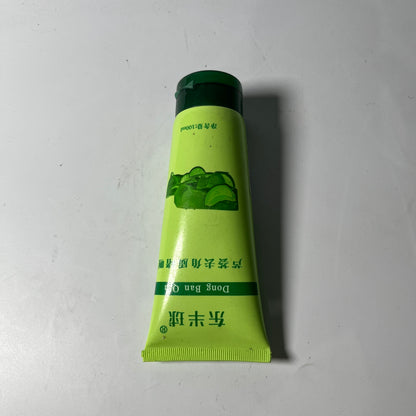 Dong Ban Qiu Aloe Vera Exfoliating Gel Facial Rubbing Mud 100ml