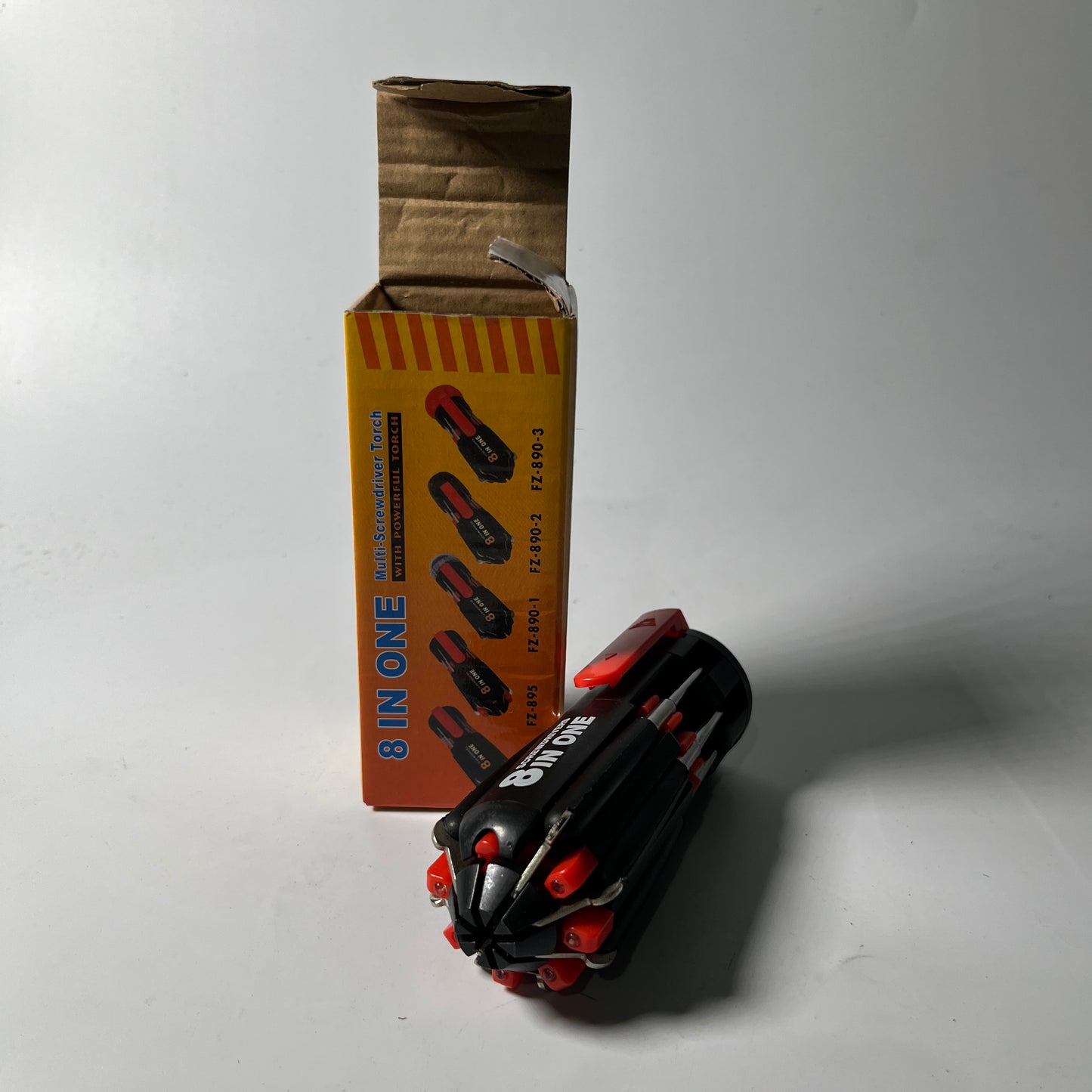 [A1-362] 8 in One Multi-Screwdriver Torch FZ-895