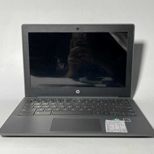 4/32 (SSD) Pre-loved Chromebook HP G8 Touchscreen Laptop with Charger - CLASS B
