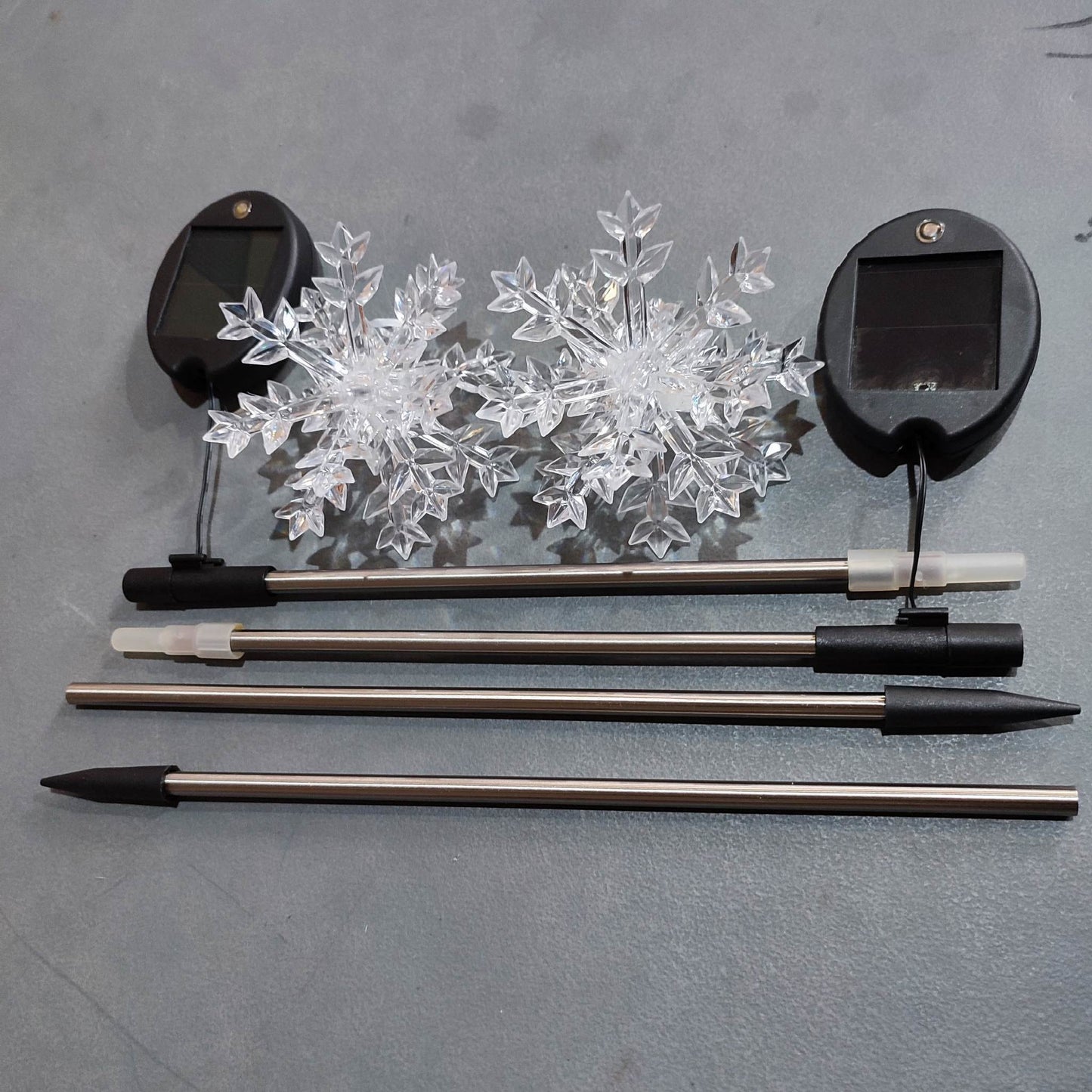 Plug In 3D Solar Light Snowflakes
