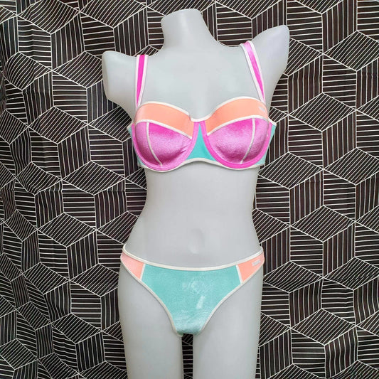 Authentic Australian Triangl Swimwear Swimsuit - Love Fool - Blue Lemonade-Top