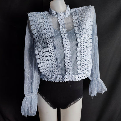 (QVAM06)?Cod??2Pcs Mesh Top + Suspender Cutout Collar Flared Sleeves Lace Shirt - Blue