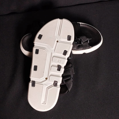 Outdoor Casual Beach Sandals Shoes Men / Women Sandals Shoes Mountain