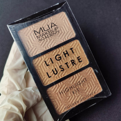 MUA Makeup Academy Light Lustre Highlight Kit Golden Kisses - International Mall Pull-out