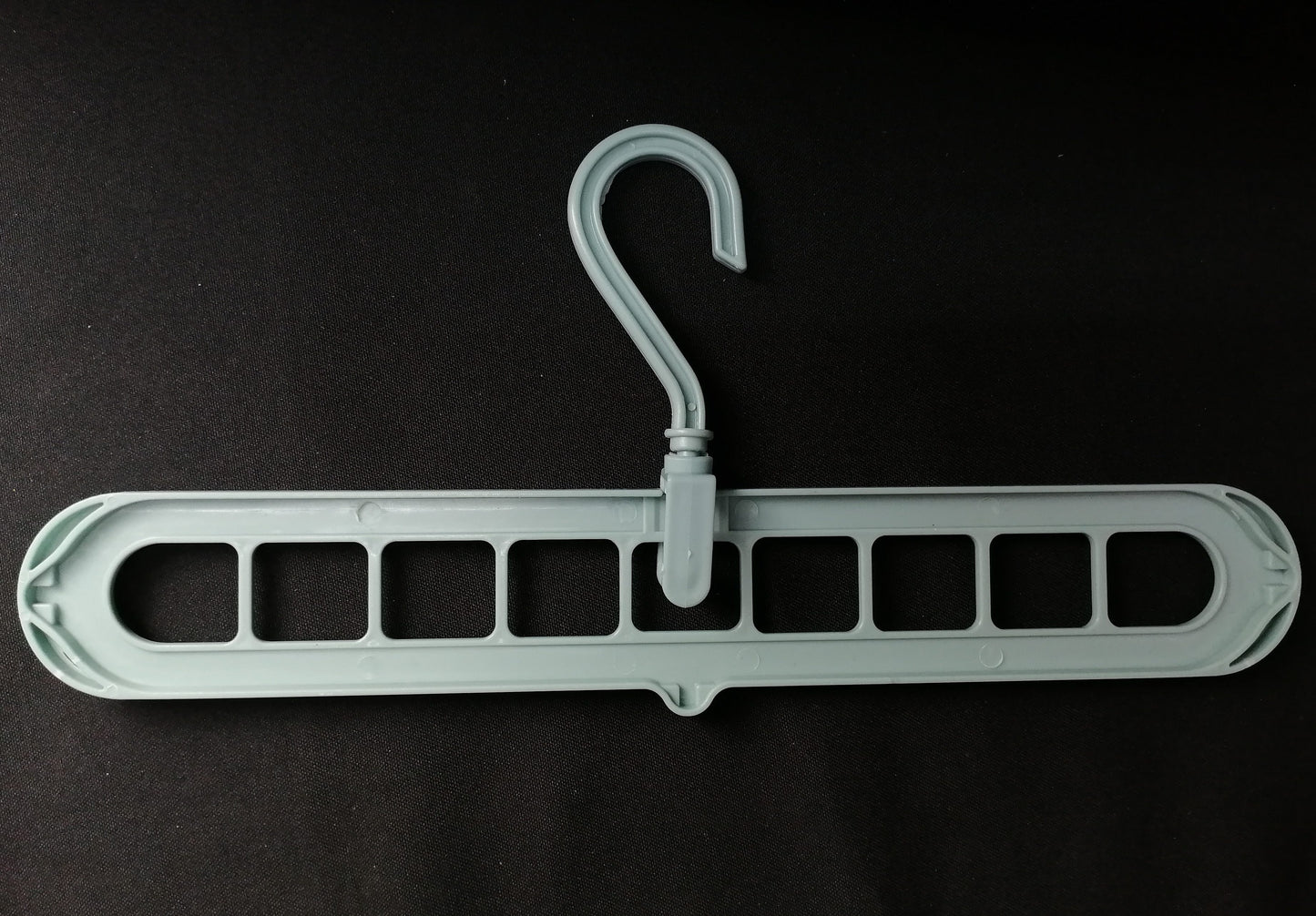 Multifunction 9 Hole Hanger