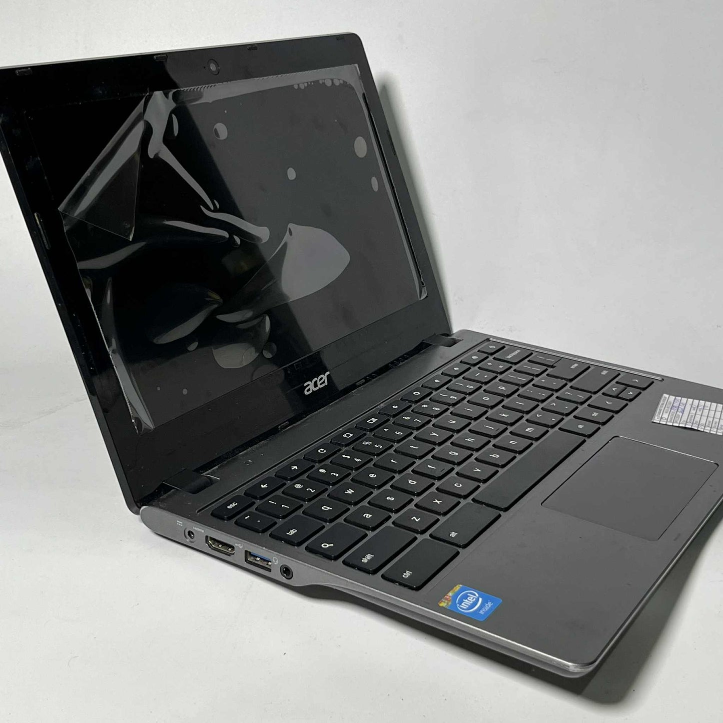 Pre-loved Chromebook Acer C720 Laptop with Charger - CLASS B
