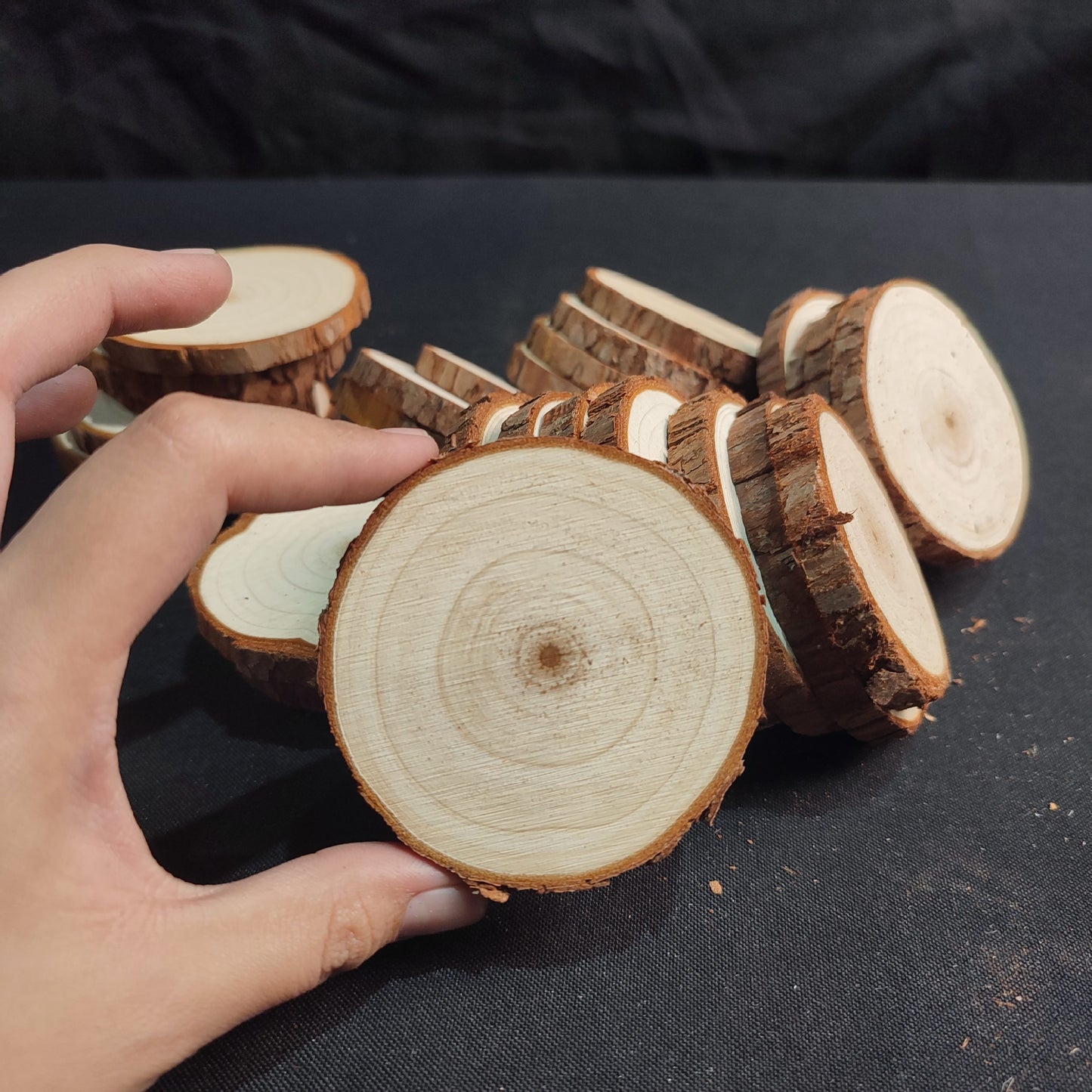 Natural Wood Slices DIY Wedding Crafts