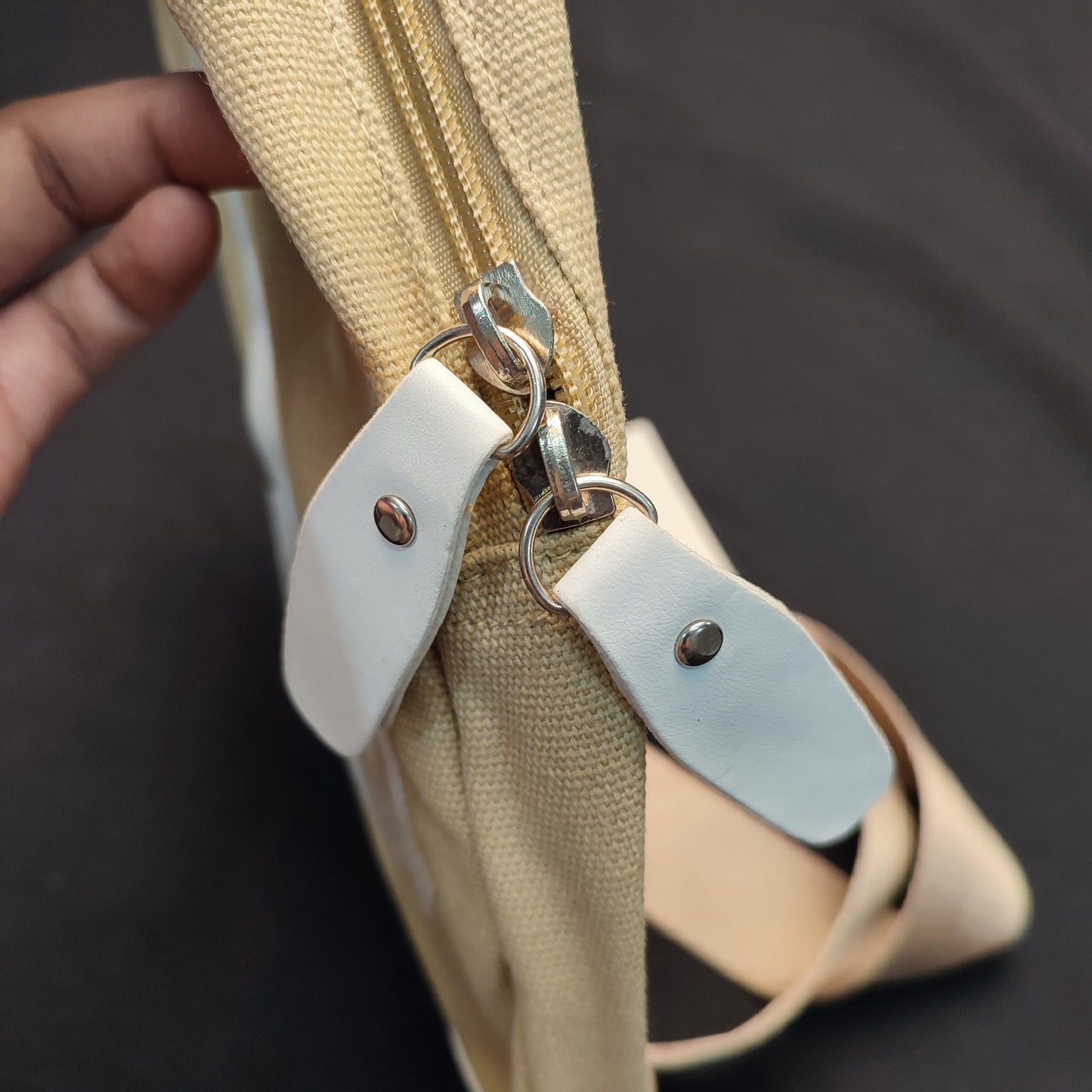 JH 1988 - Sling Bag - Beige