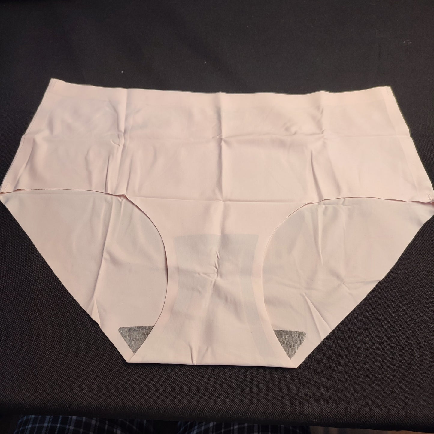 Ice Silk Seamless Mid-waist Underwear (Pink) - XXL