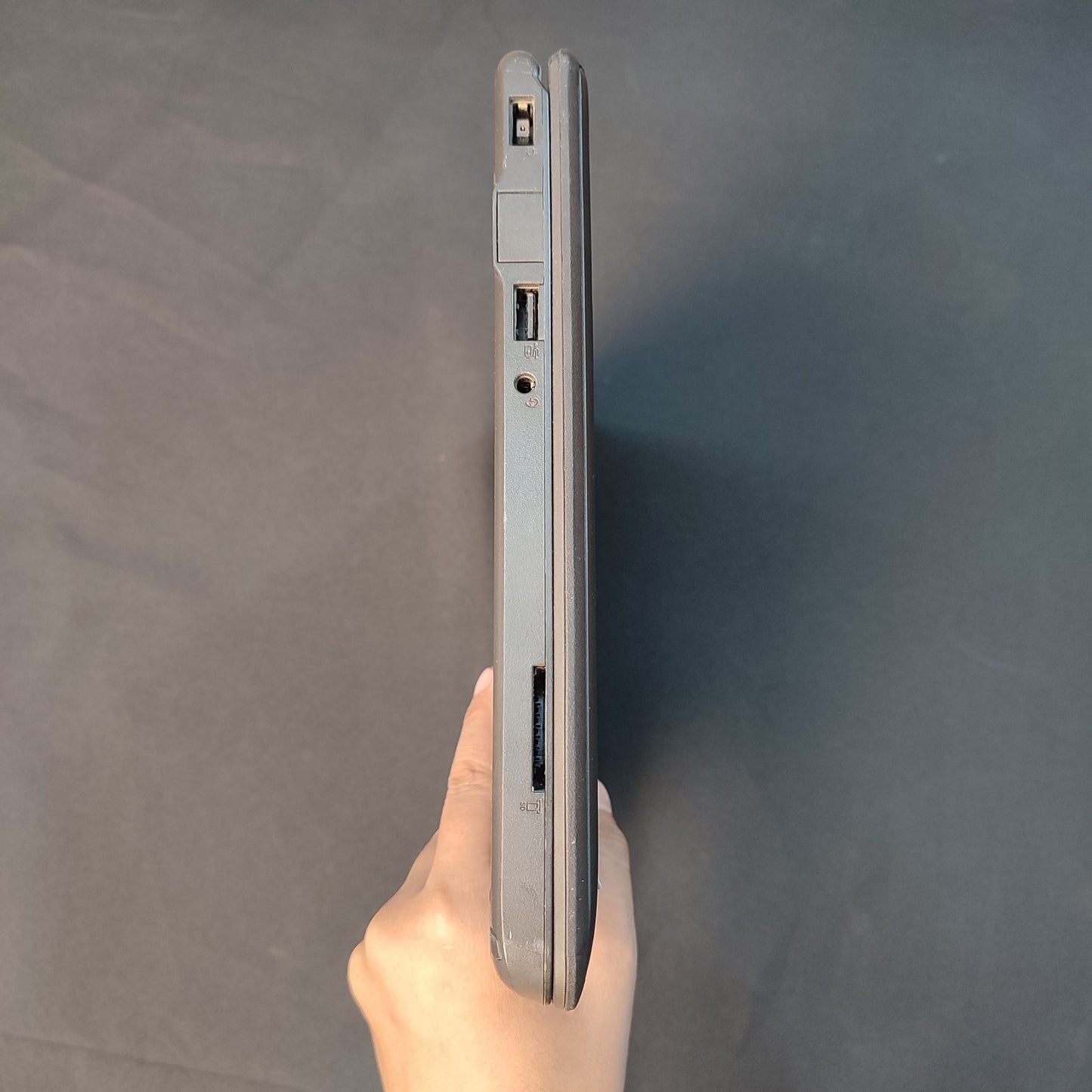 Pre-loved Chromebook Thinkpad 11E Laptop with Charger