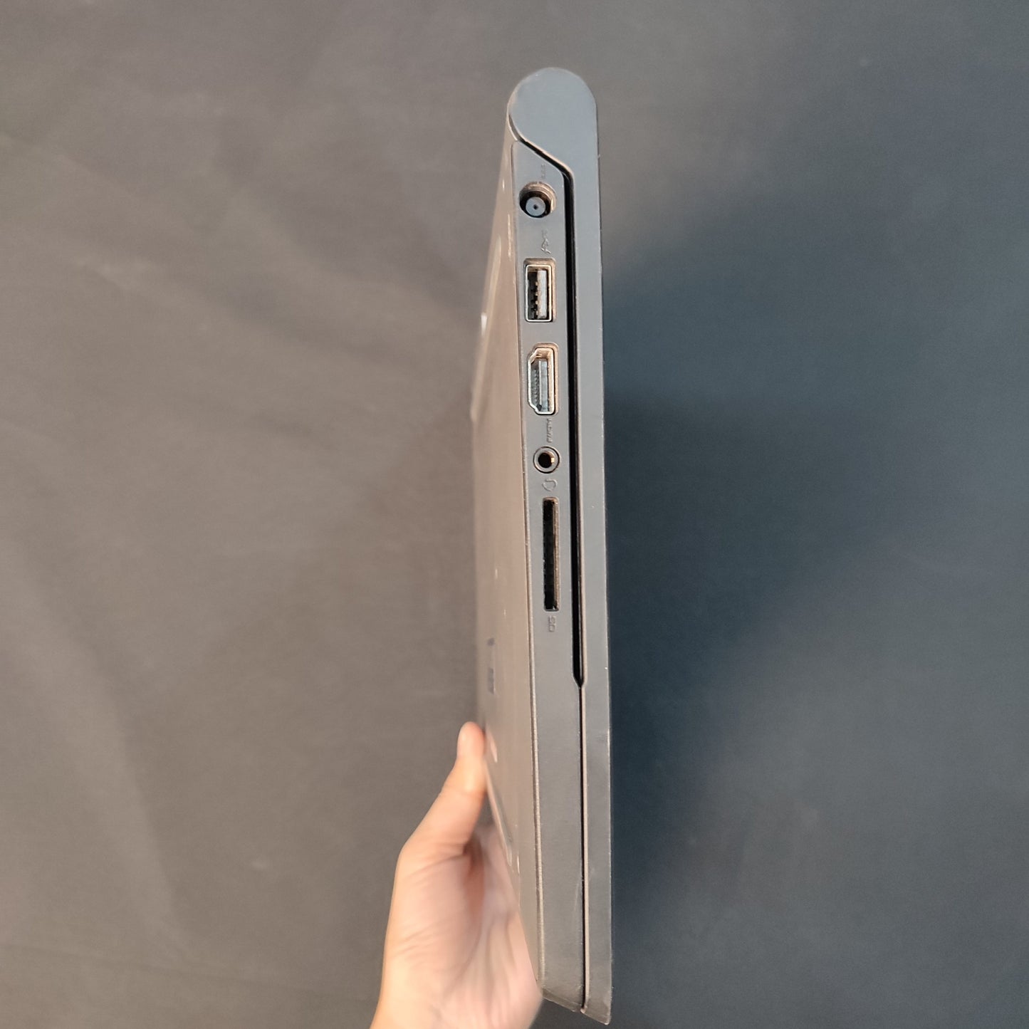 2/16 Pre-loved Chromebook DELL P22T Laptop