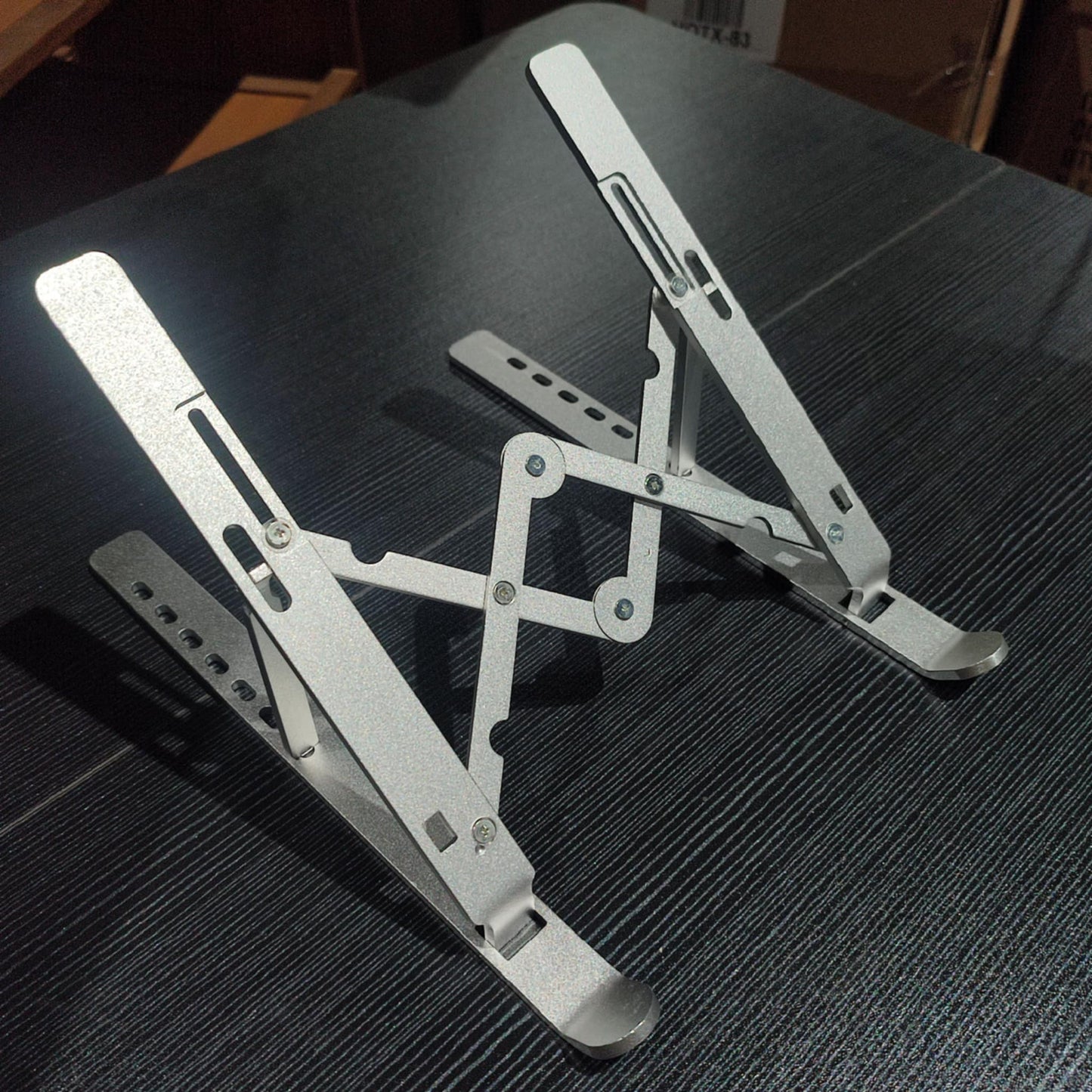 7-Level Adjustable Aluminium Laptop Stand Foldable Laptop Stand