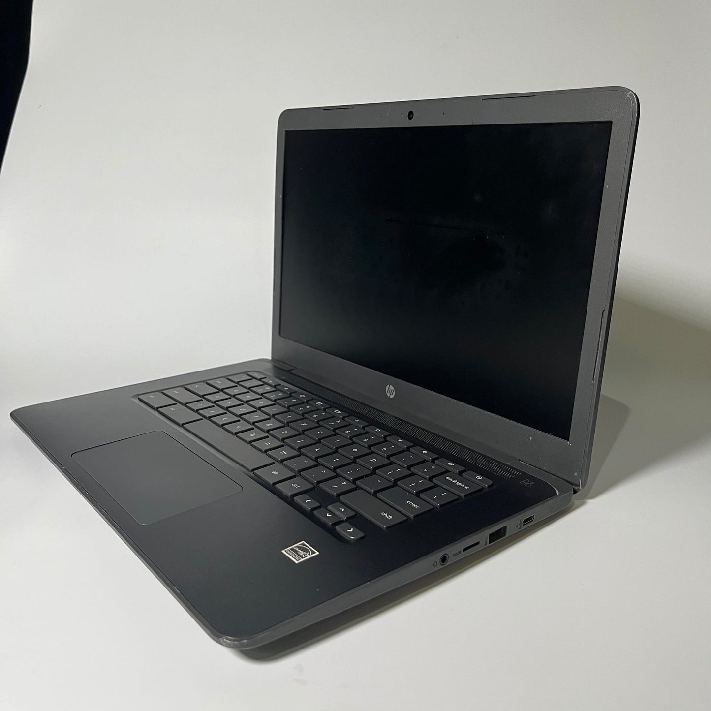 4/16 Pre-loved Chromebook 14-inch HP G5 Regular Laptop with Charger and Playstore - GRADE A
