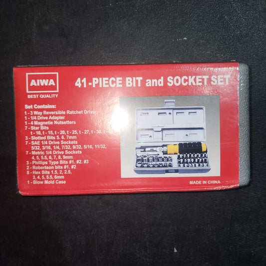 [ZH310] Aiwa 41-Piece Bit and Socket Set