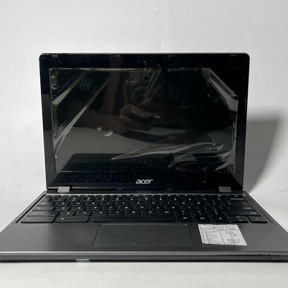 2/16 (SSD) Pre-loved Chromebook Acer C740 Laptop with Charger - CLASS B