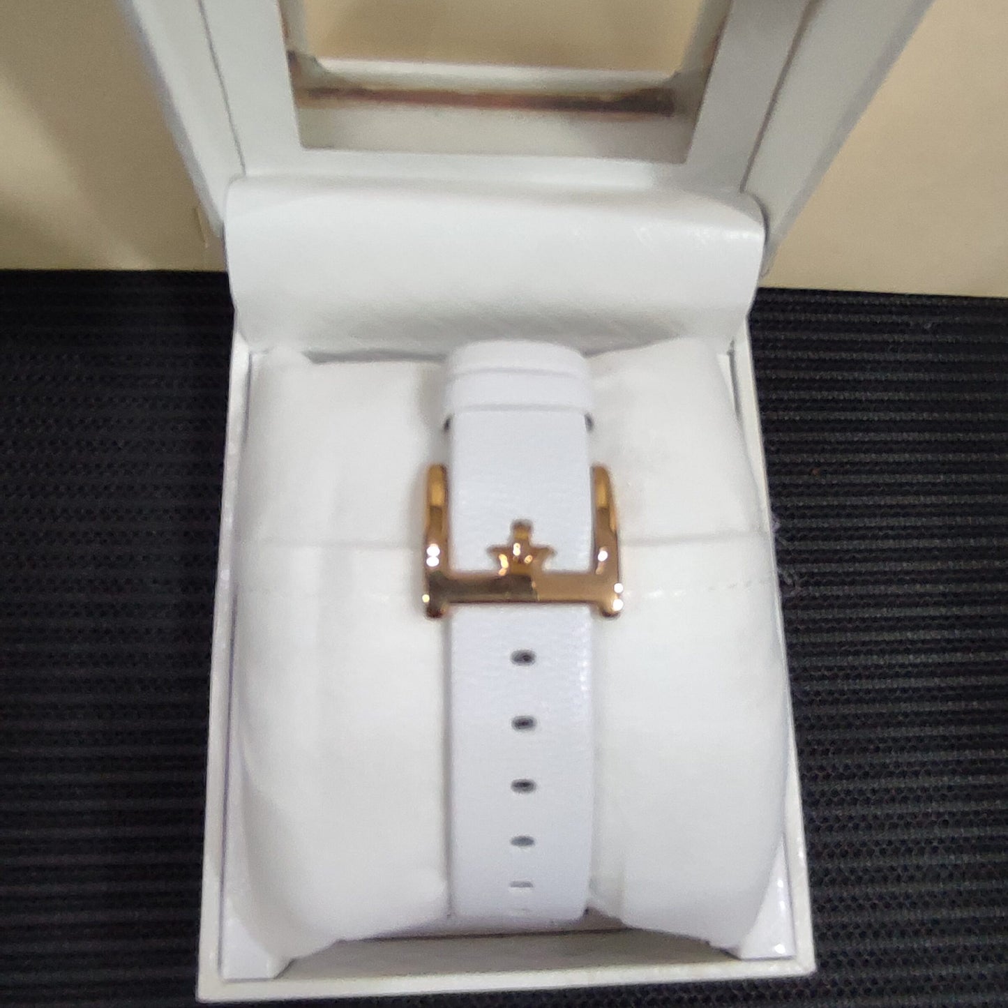 Elle Watch Pearl White Leather w/Box (EL20231S01X)