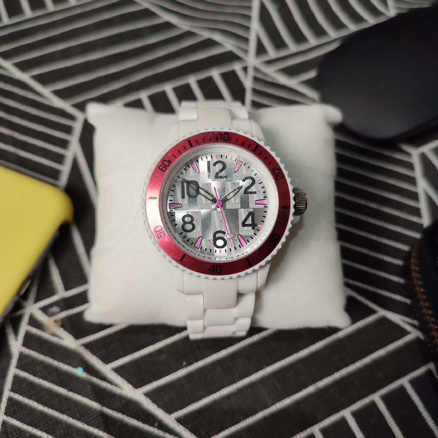 Girl Elle Watch Plastic White/Maroon W/O Box (LE50007P01)