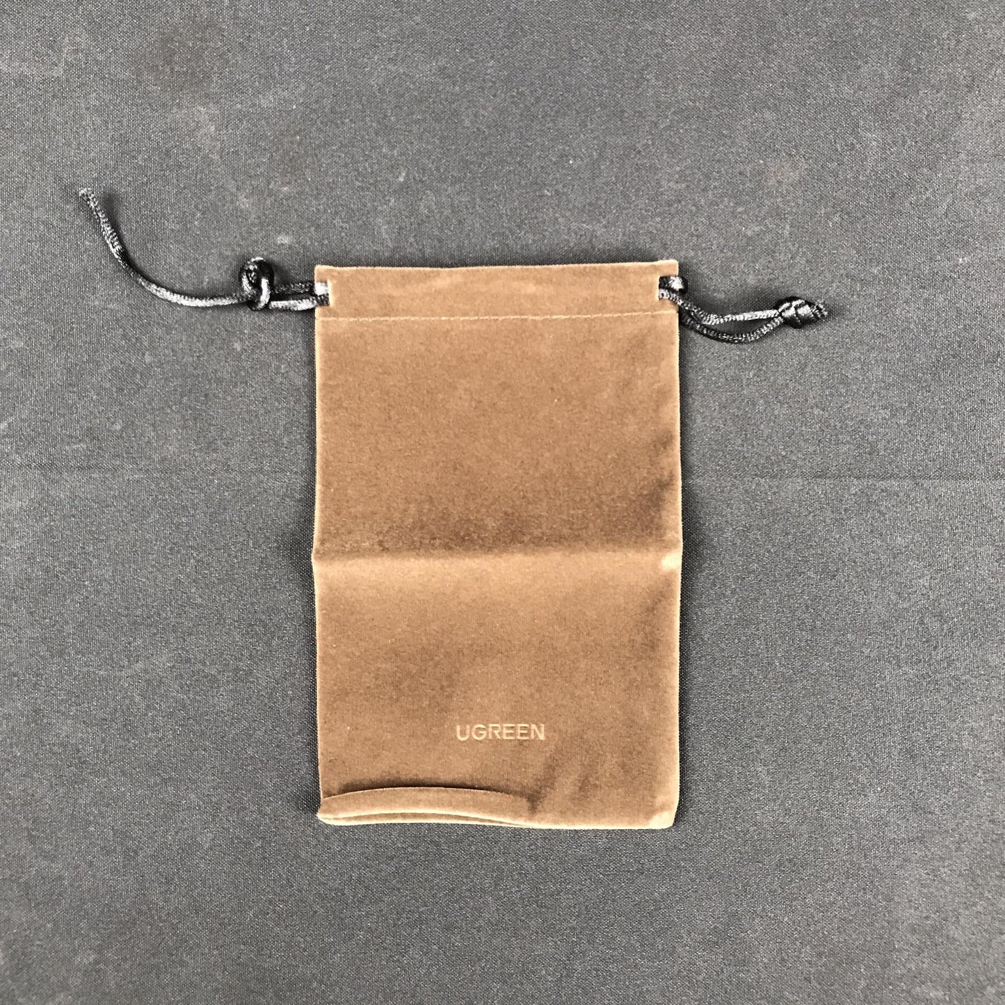 ??Ugreen - Velvet Bag