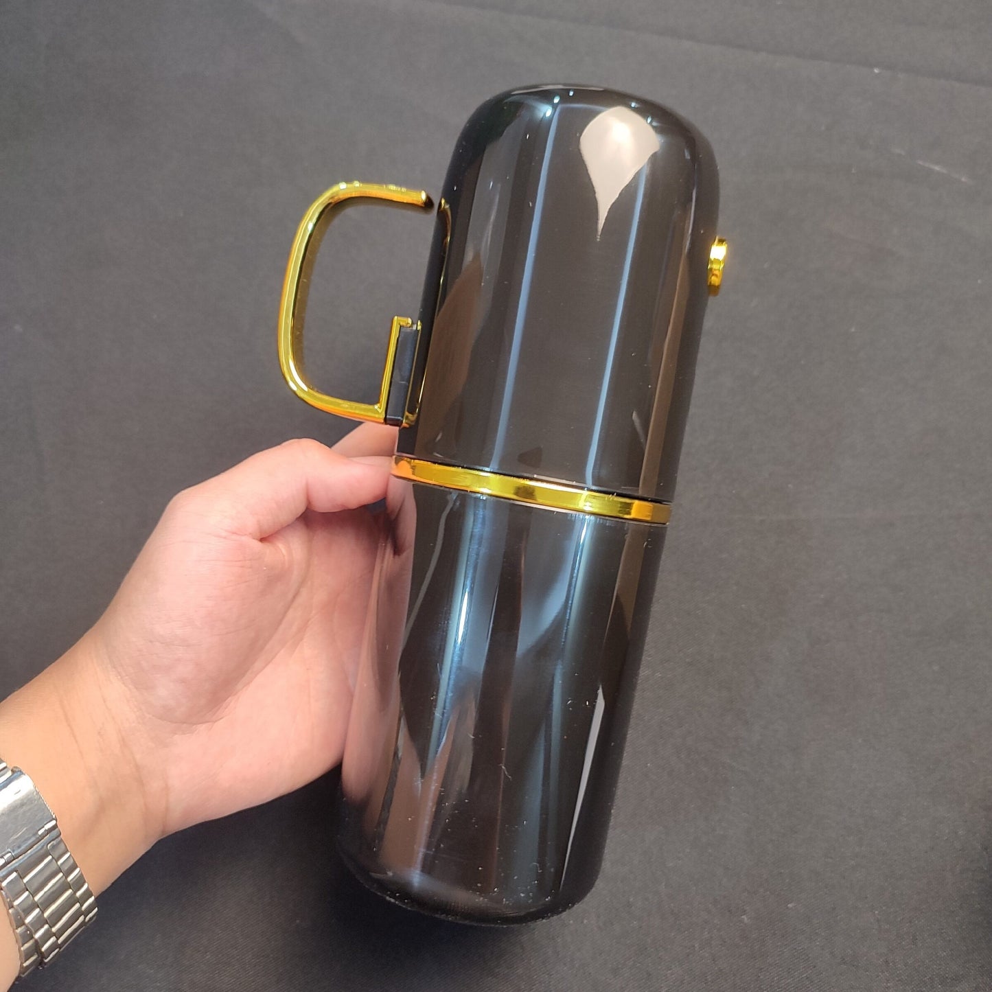 Portable Travel Toothbrush Cup