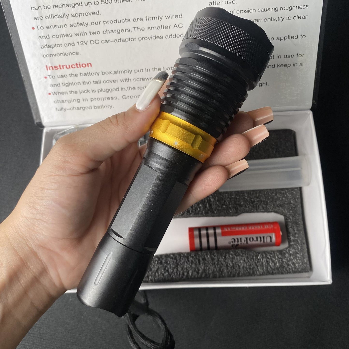 Aluminum Alloy Flashlight W/ Battery & Battery Charger - T6061
