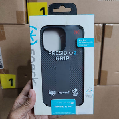 SPECK ( UNIT: IPHONE 13 PRO COLOR: PRESIDIO 2 GRIP GRAY)