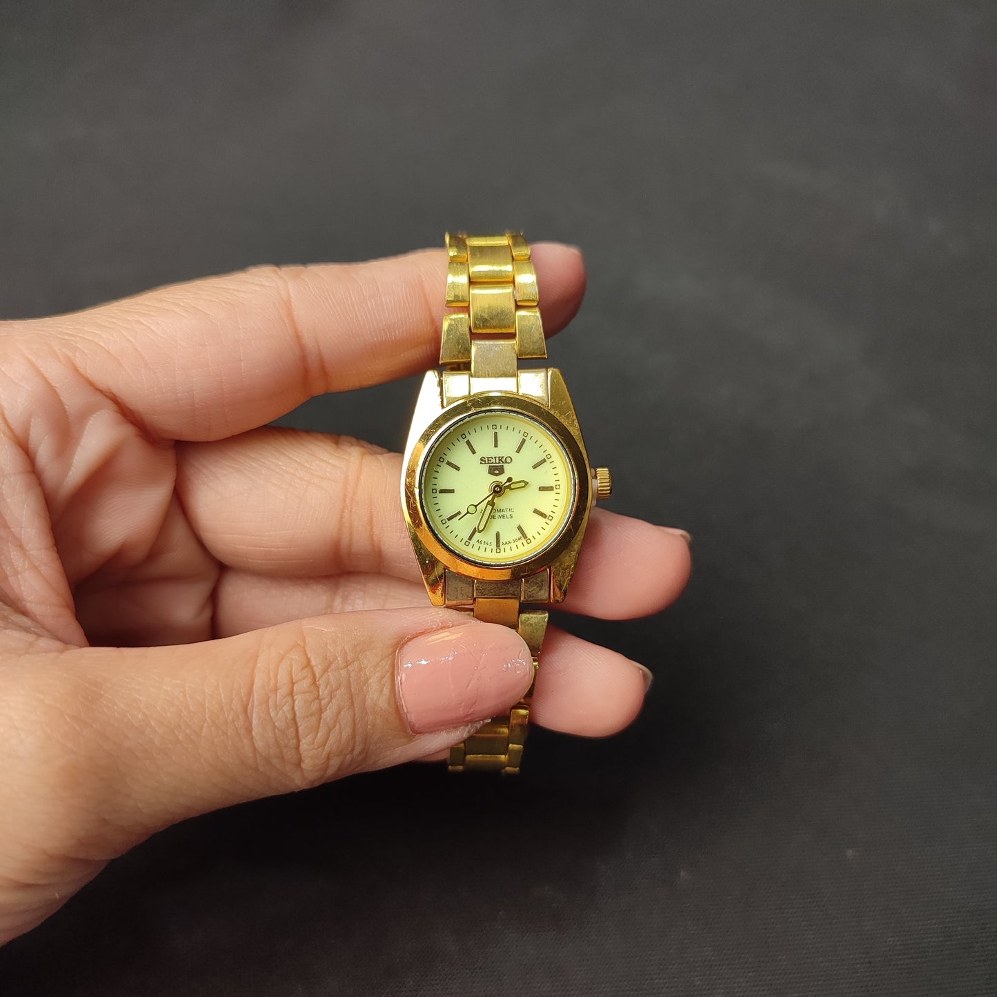 Seiko 5 Women's Gold Analog Watch - Green Hand with Regular Box