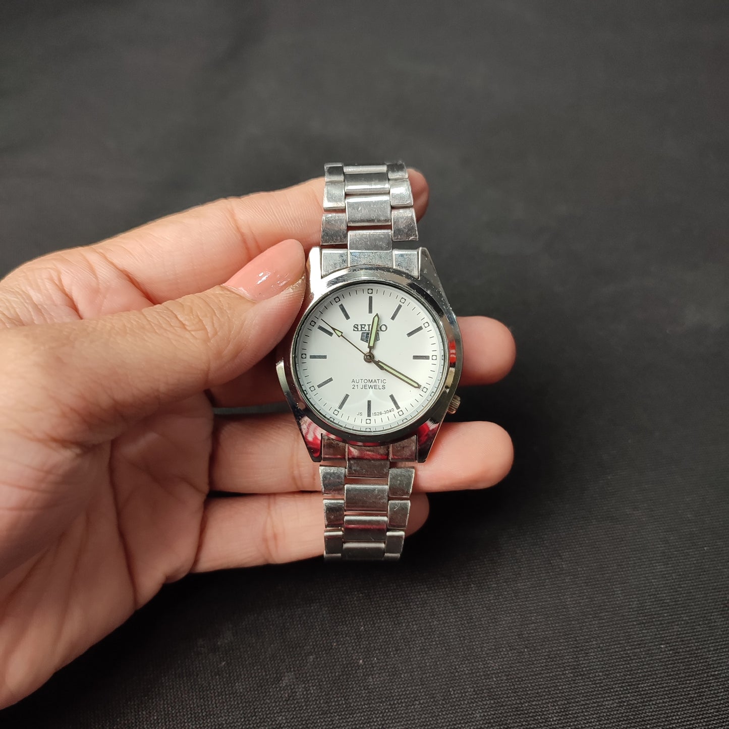 Seiko 5 Men's Analog Silver Watch Glow Hand with Seiko Quality Box