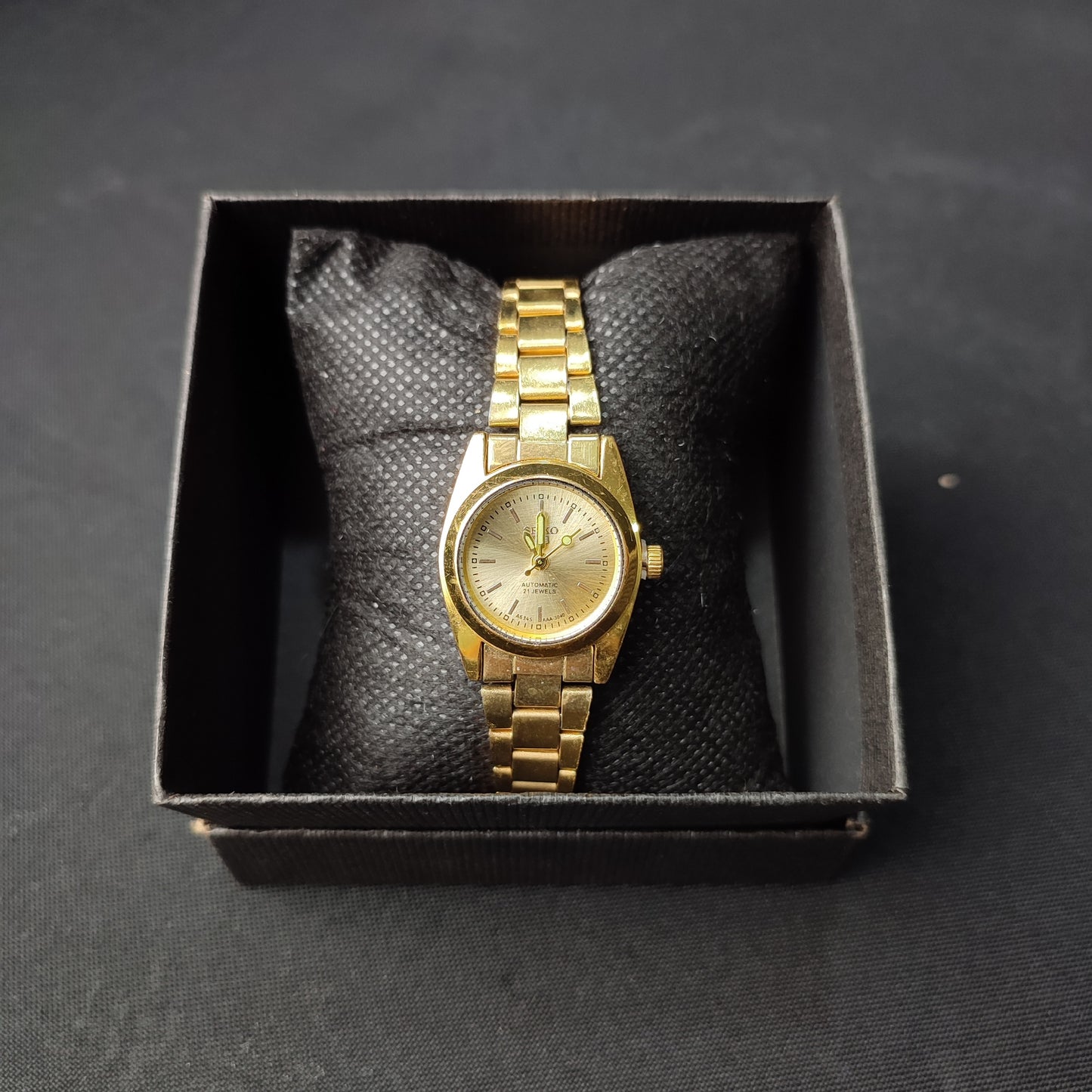 Seiko 5 Women's Gold Analog Watch - Green Hand with Regular Box
