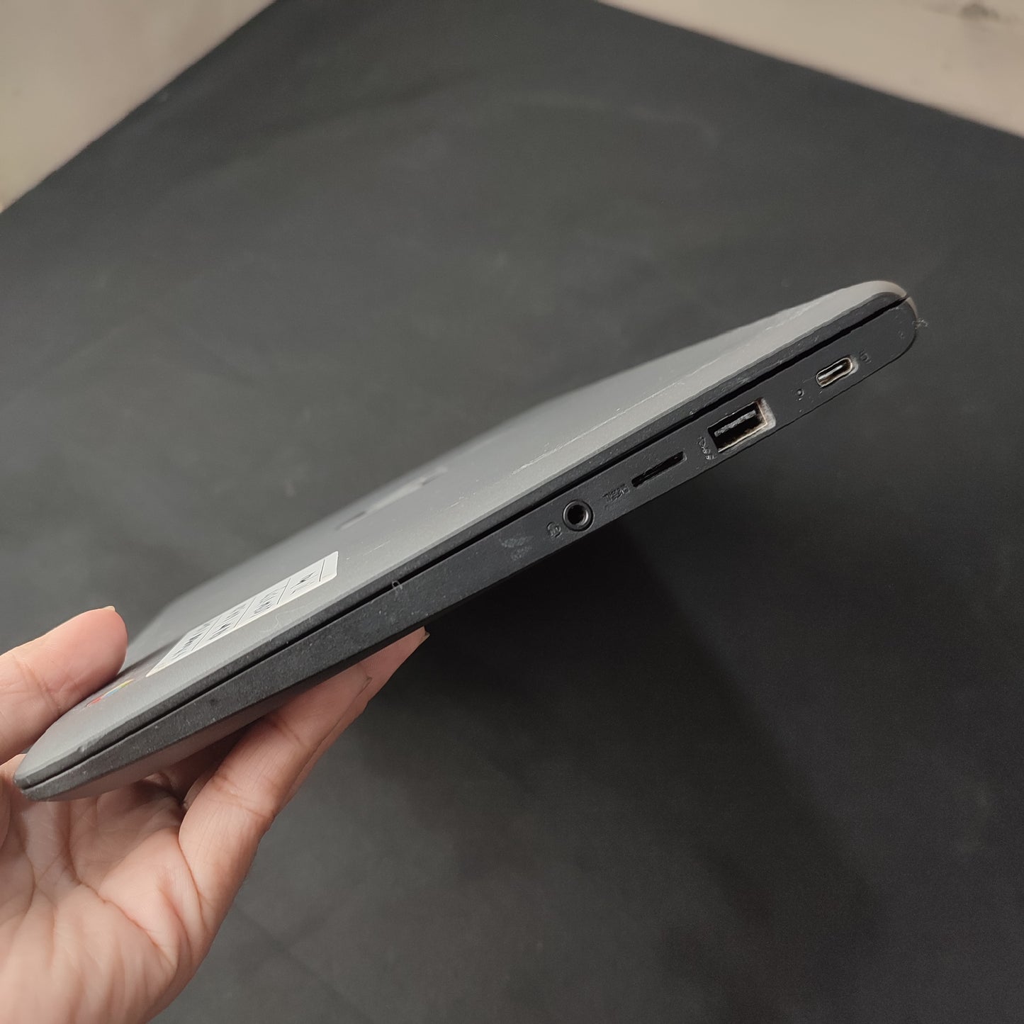 Pre-Loved Chromebook HP G6 Laptop with Charger - (4GB RAM 16GB/32GB ROM)