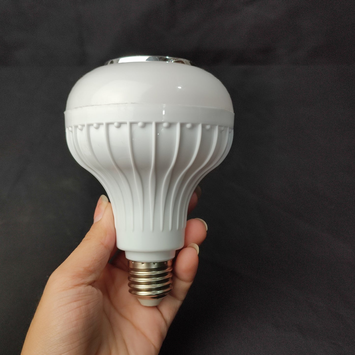 E27 LED Music Bulb with Remote Bluetooth Speaker