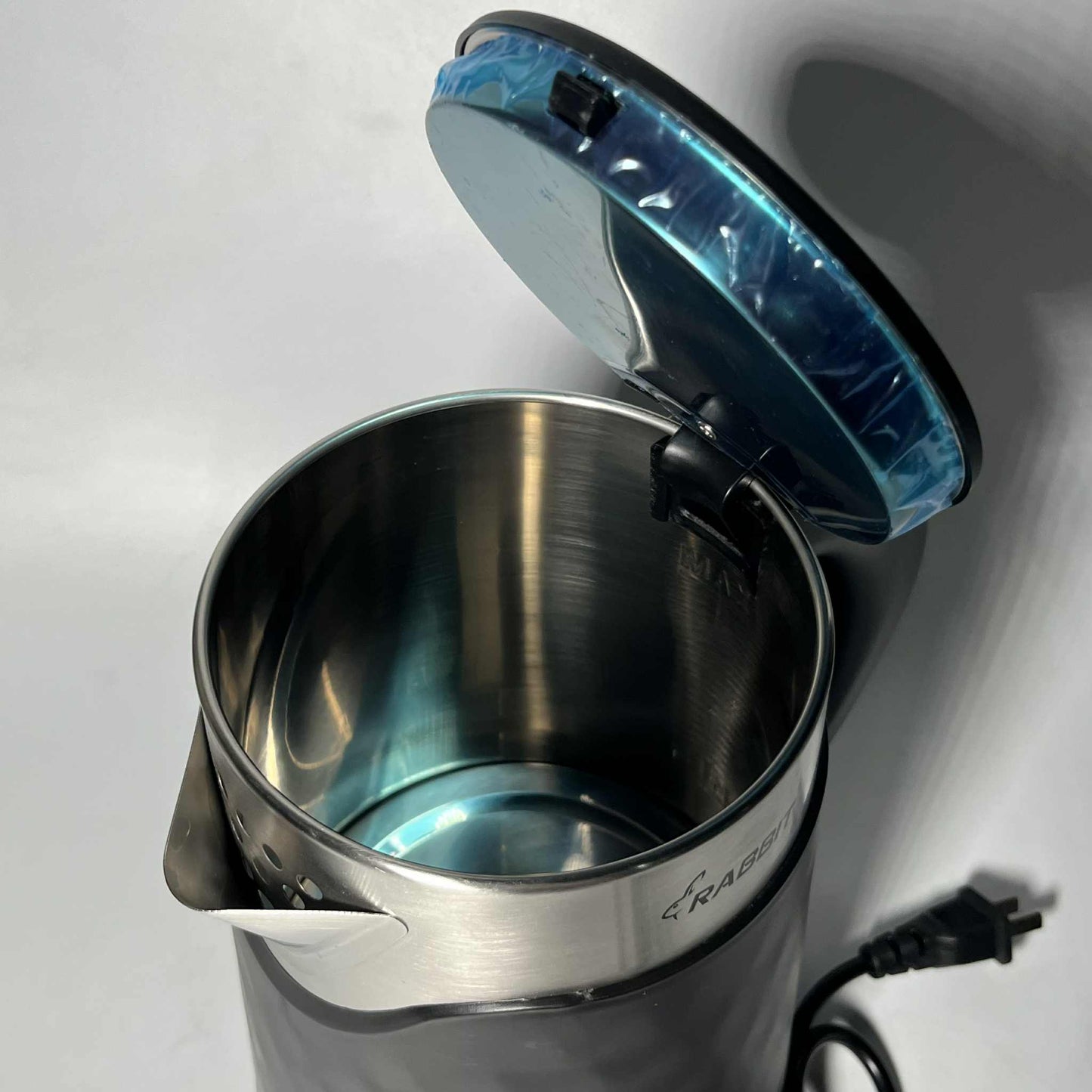 Rabbit Electric Kettle 1.8 liters Stainless and high Quality Plastic REK 1.8L S