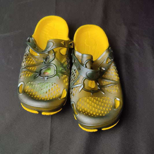 Close Slippers Yellow - Size: 40