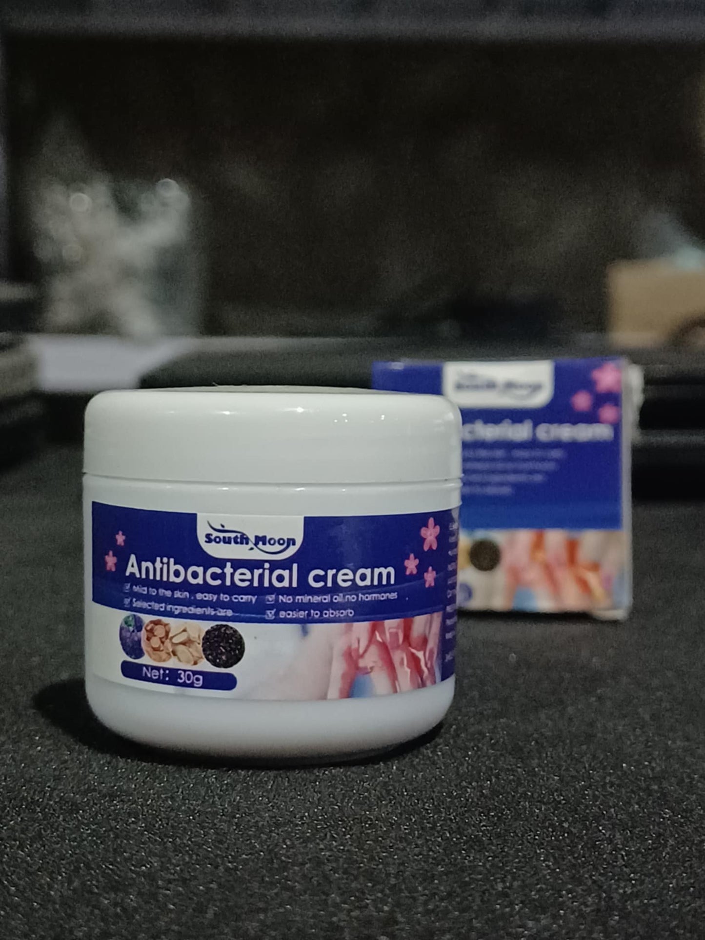 South Moon Antibacterial Cream Mosquito Bite Ointment 30g