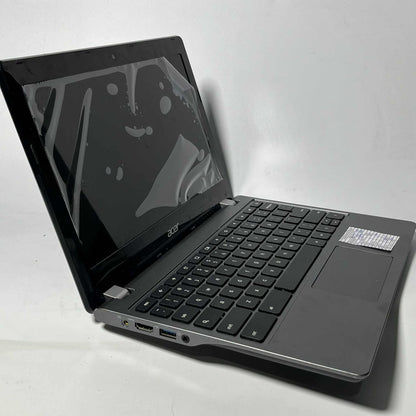2/16 (SSD) Pre-loved Chromebook Acer C740 Laptop with Charger - CLASS B